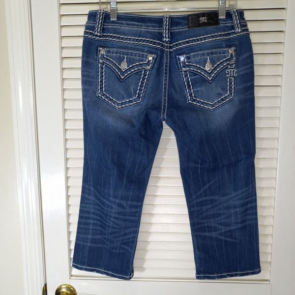 Miss Me Signature Capri Jeans Size 30 Wide Stitch Medium Wash Denim Capris - Picture 6 of 12